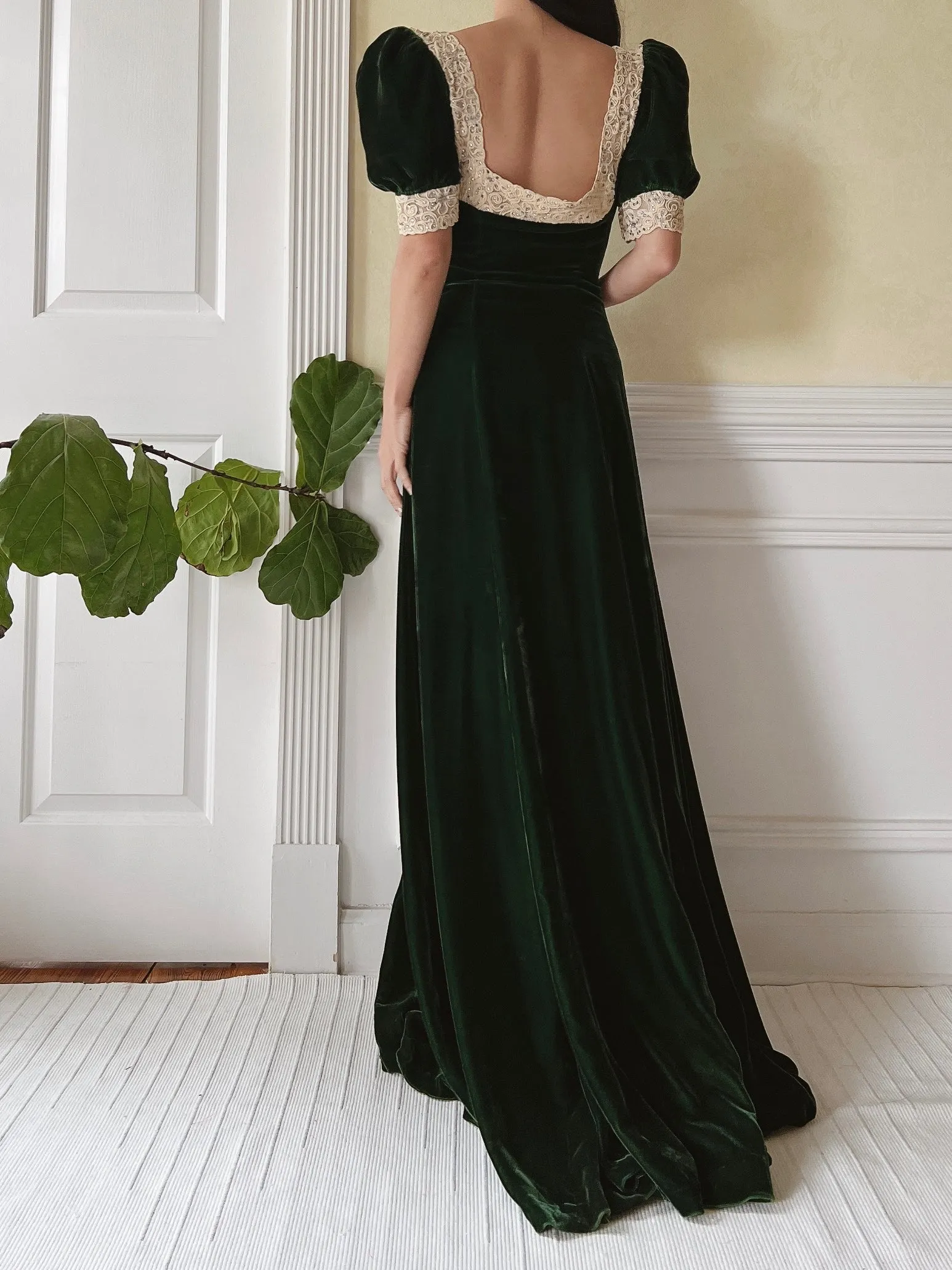 1930s Emerald Silk Velvet Gown - S