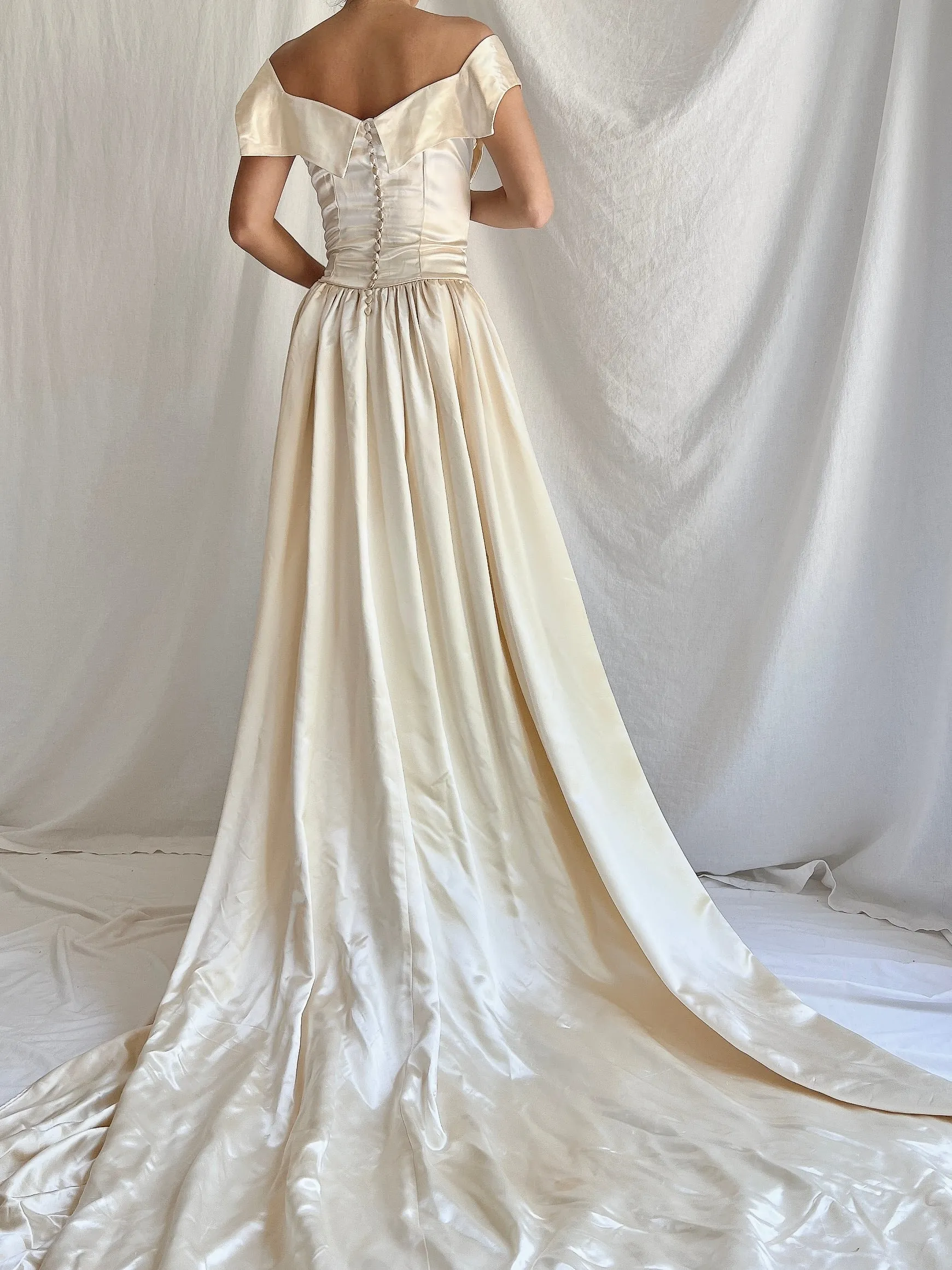 1940s Candelight Satin Basque Waist Gown - S