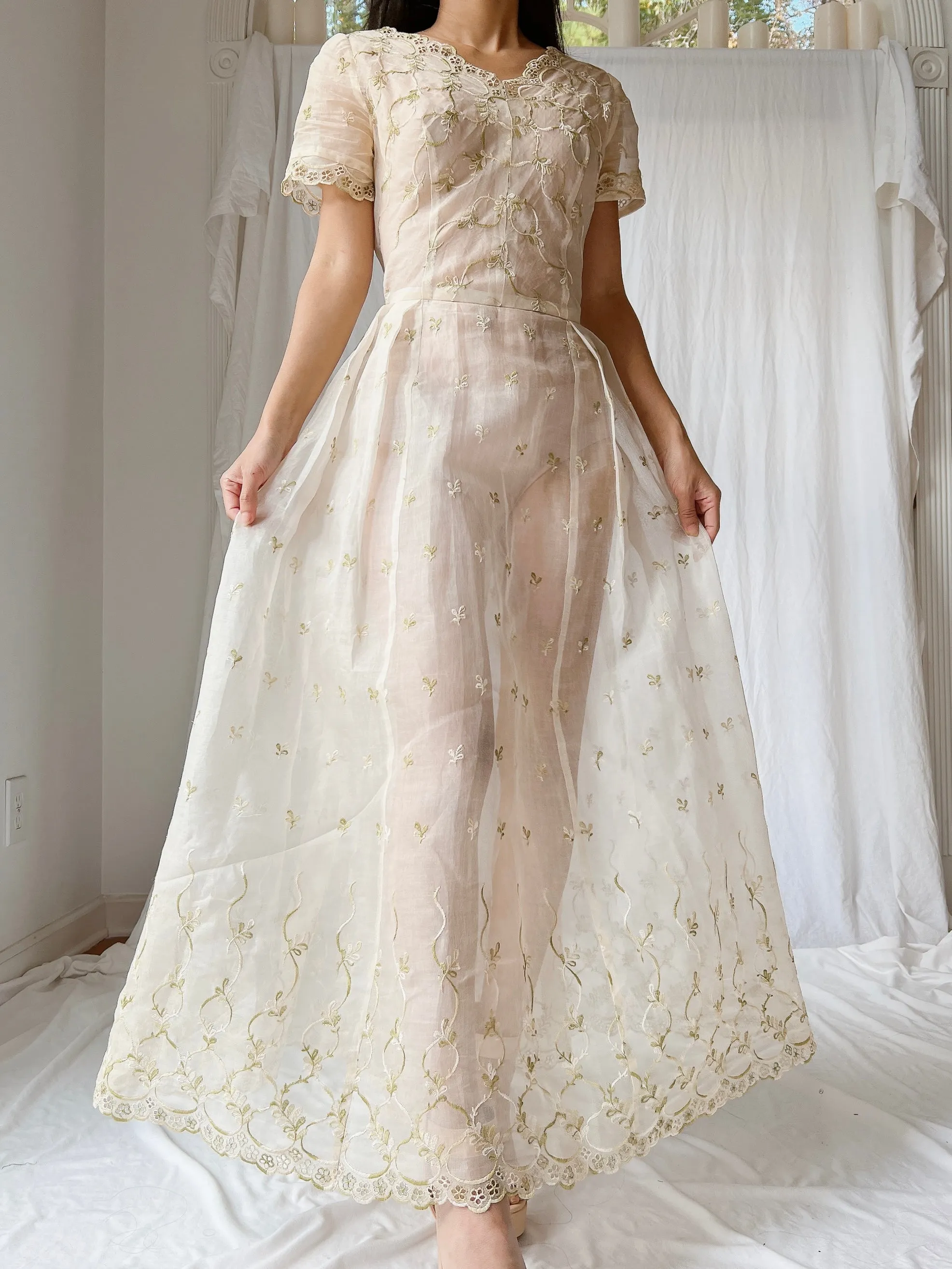 1940s Organdy Embroidered Dress - XS