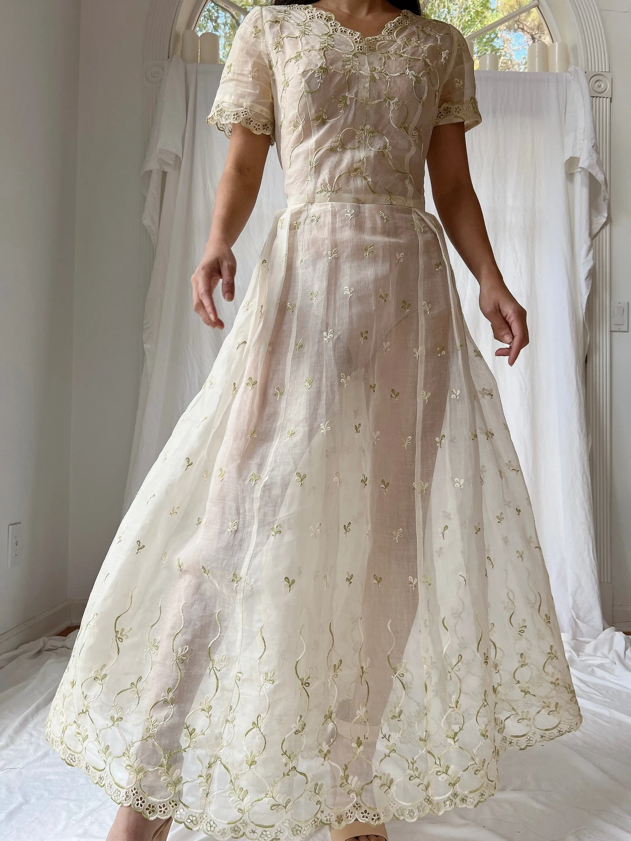 1940s Organdy Embroidered Dress - XS
