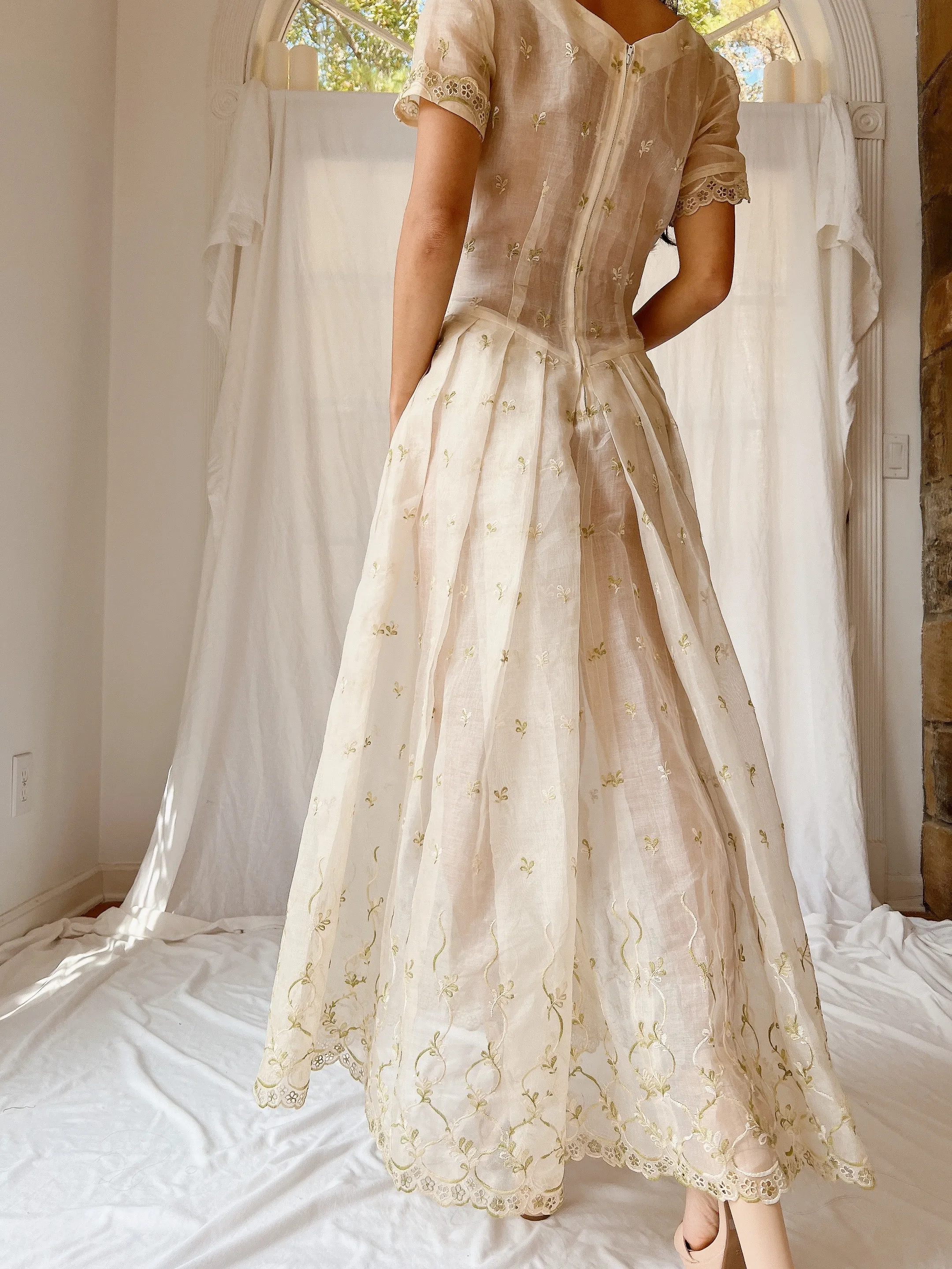 1940s Organdy Embroidered Dress - XS