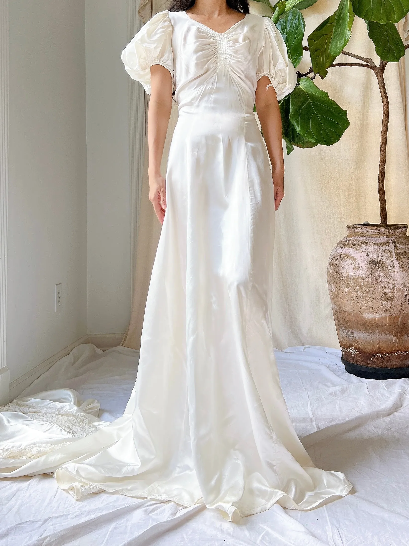 1940s Satin Puff Sleeve Gown - S
