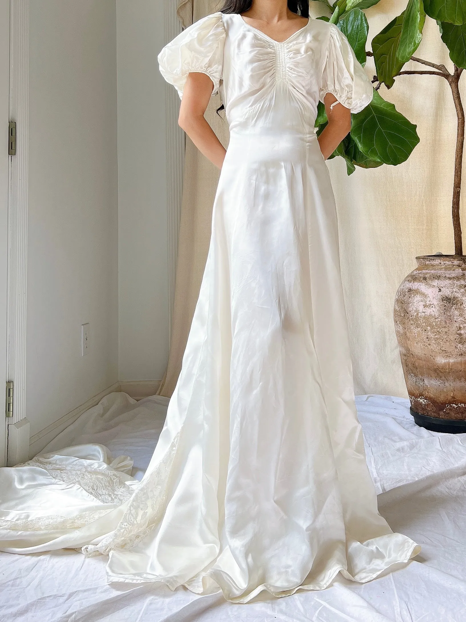 1940s Satin Puff Sleeve Gown - S