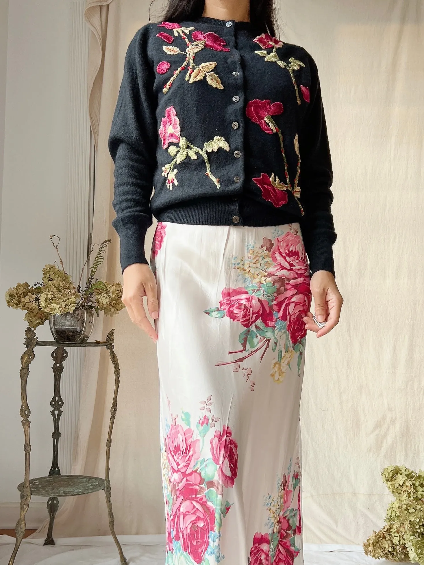 1950s Embroidered Rose Cardigan - XS/S
