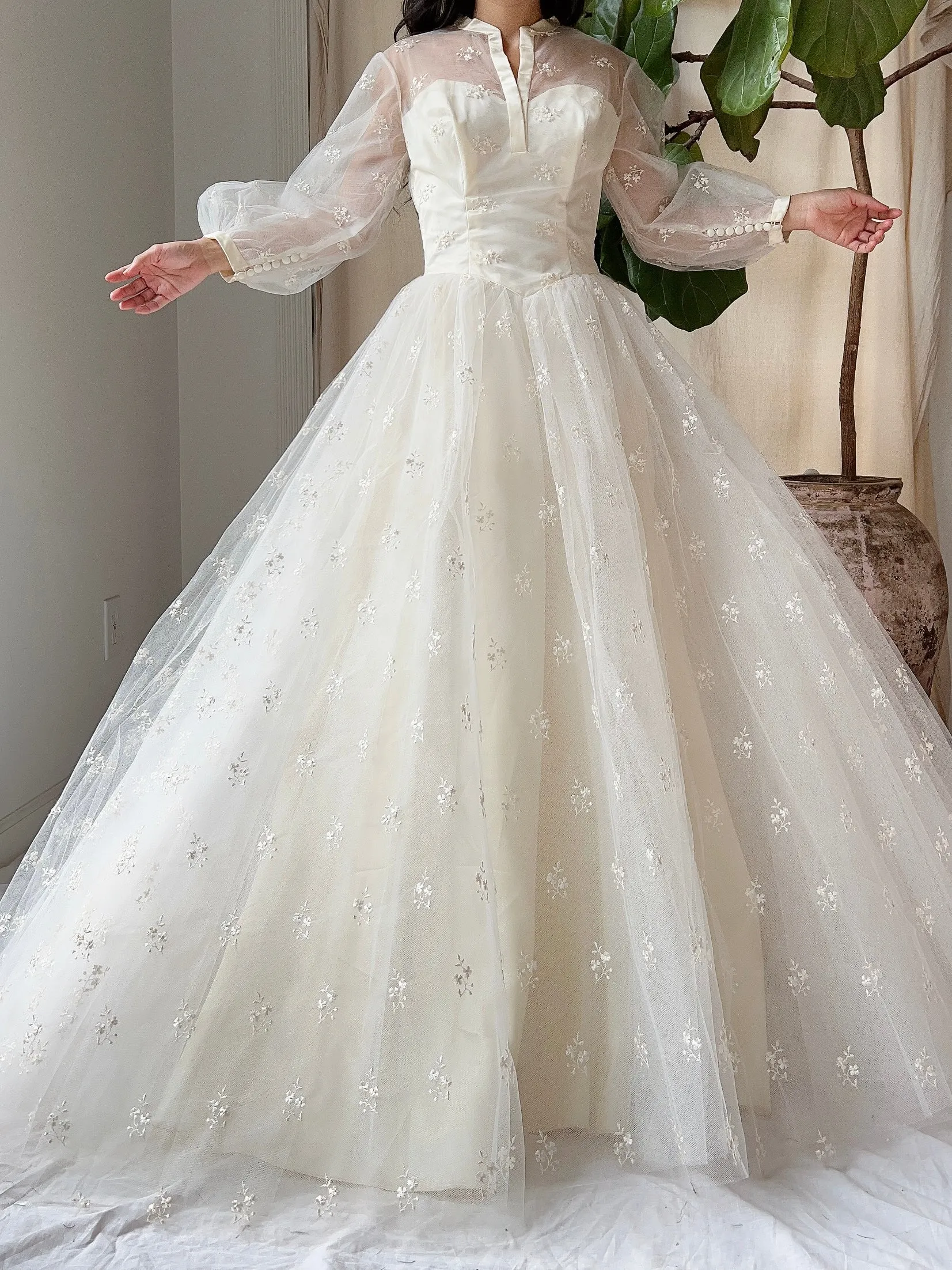 1950s Tulle Puff Sleeve Embroidered Dress - XS