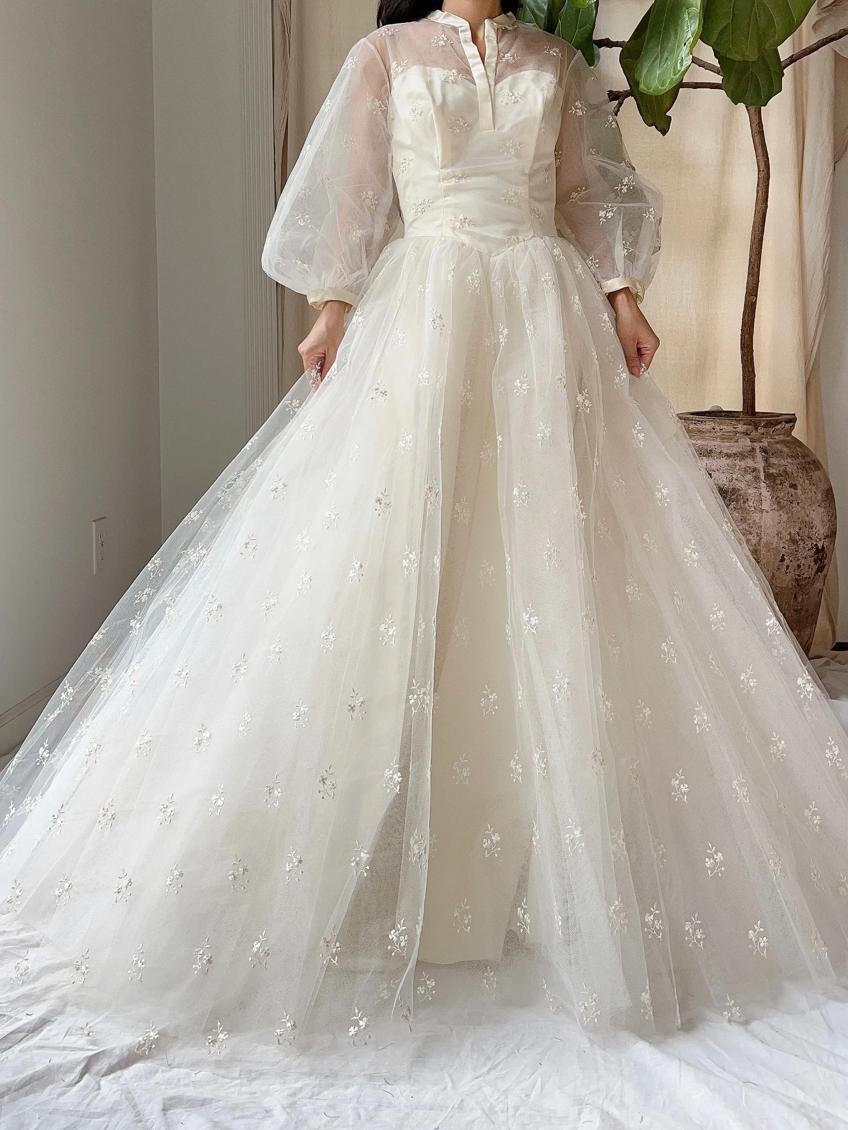 1950s Tulle Puff Sleeve Embroidered Dress - XS