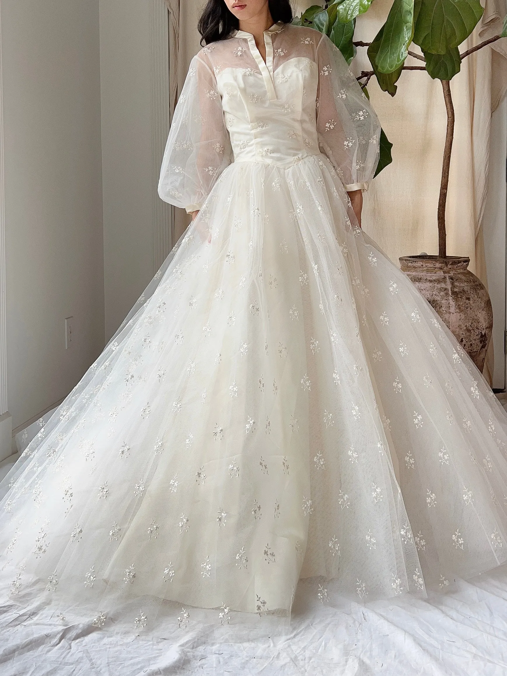 1950s Tulle Puff Sleeve Embroidered Dress - XS