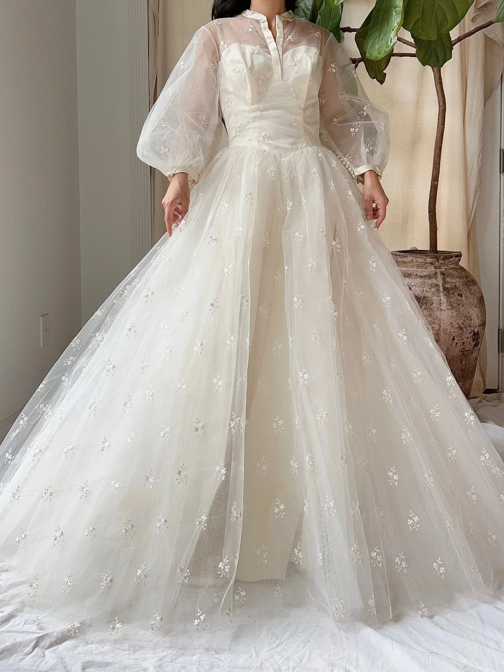 1950s Tulle Puff Sleeve Embroidered Dress - XS