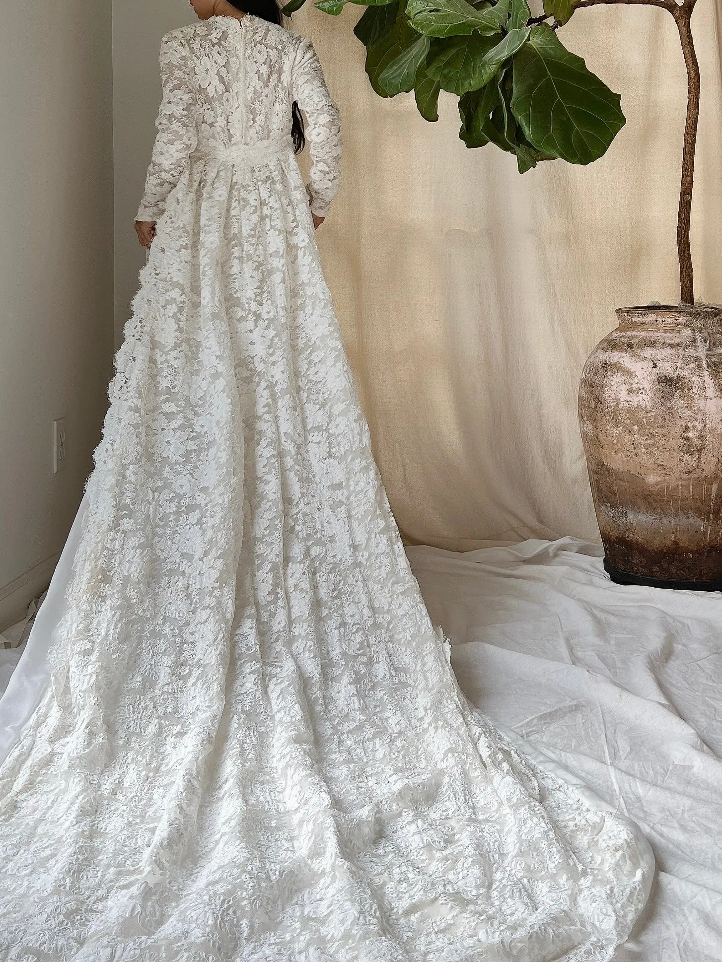 1960s Alencon Lace Gown with Train - XS/S