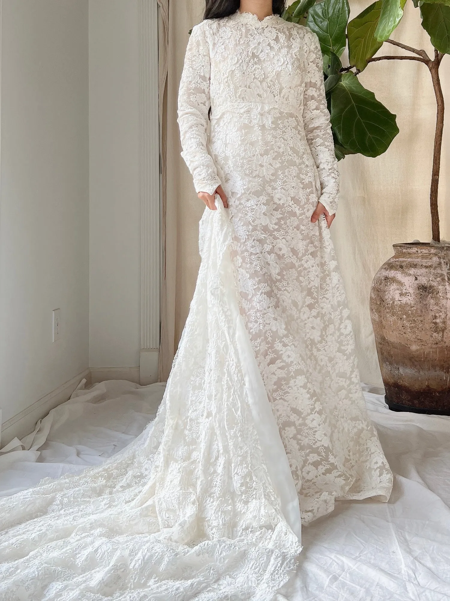 1960s Alencon Lace Gown with Train - XS/S