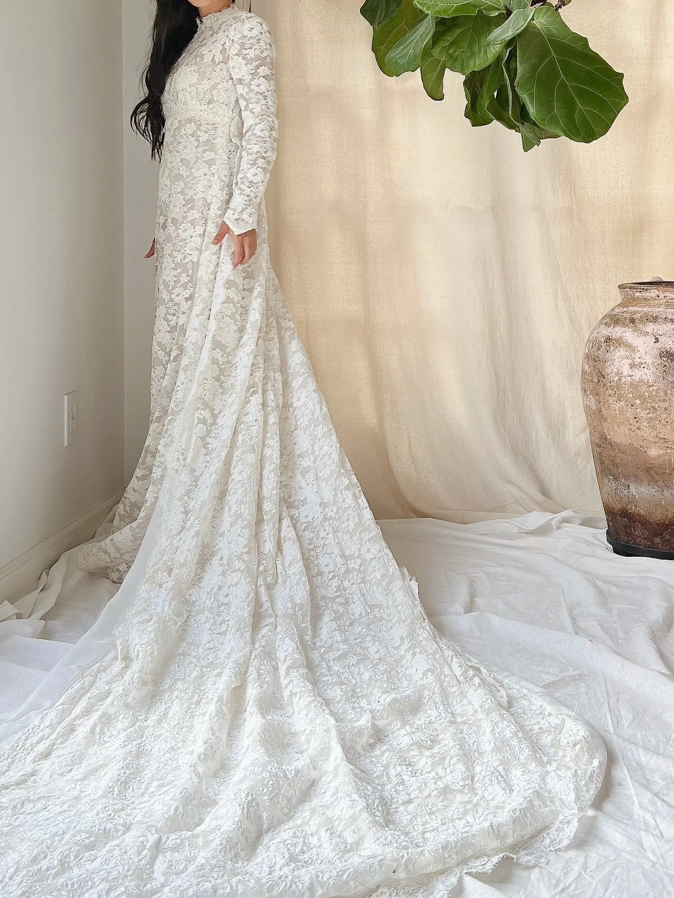 1960s Alencon Lace Gown with Train - XS/S