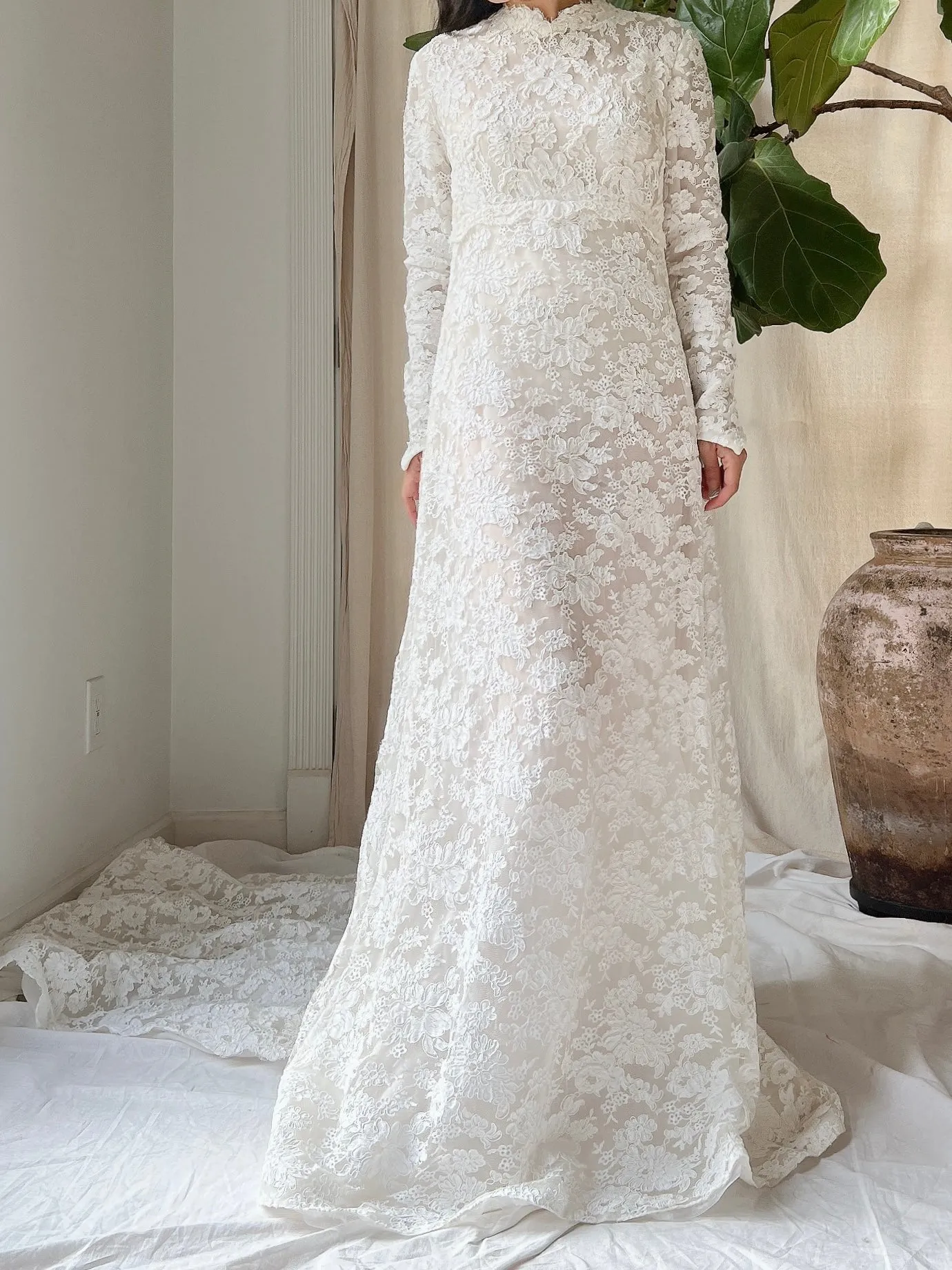 1960s Alencon Lace Gown with Train - XS/S