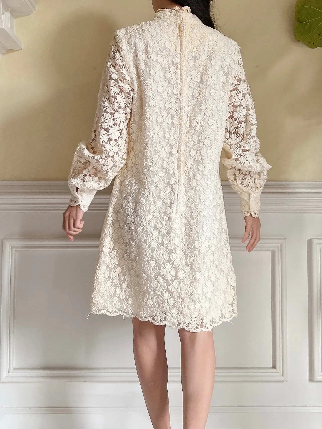 1960s Puff Sleeve Embroidered Dress - M