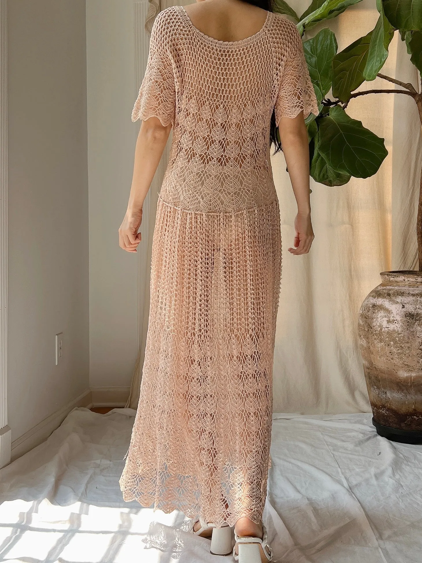 1970s Dusty Pink Crochet Dress - S-M