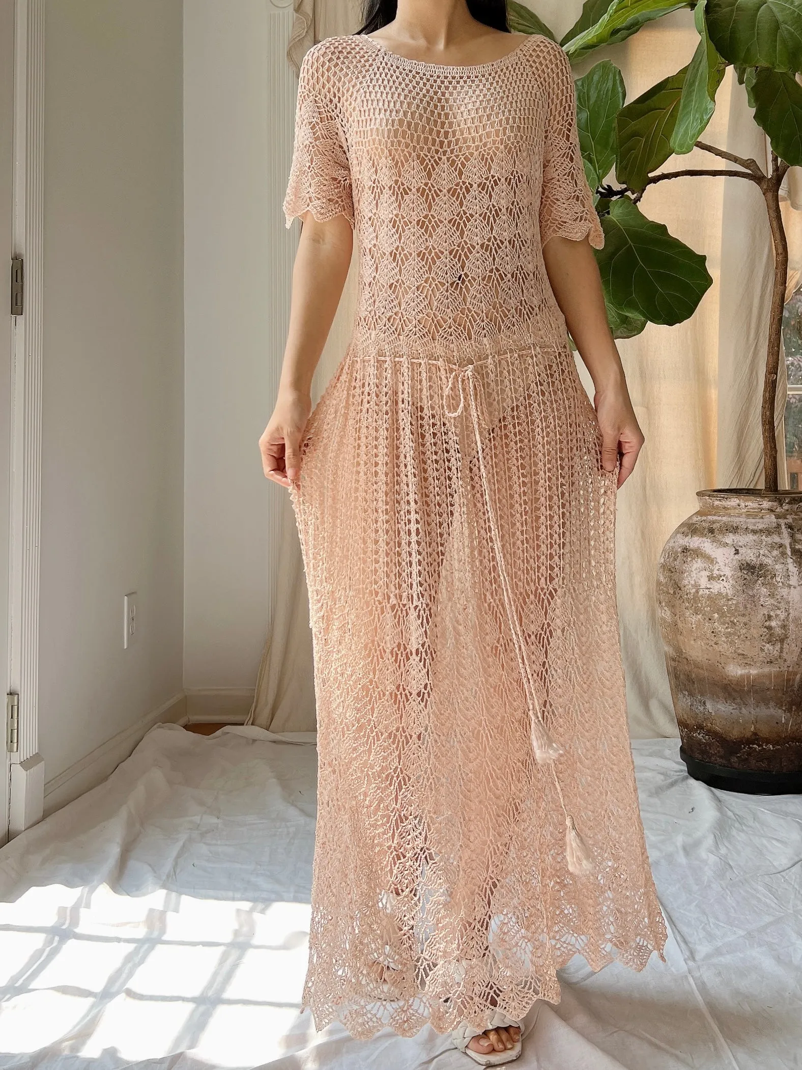 1970s Dusty Pink Crochet Dress - S-M