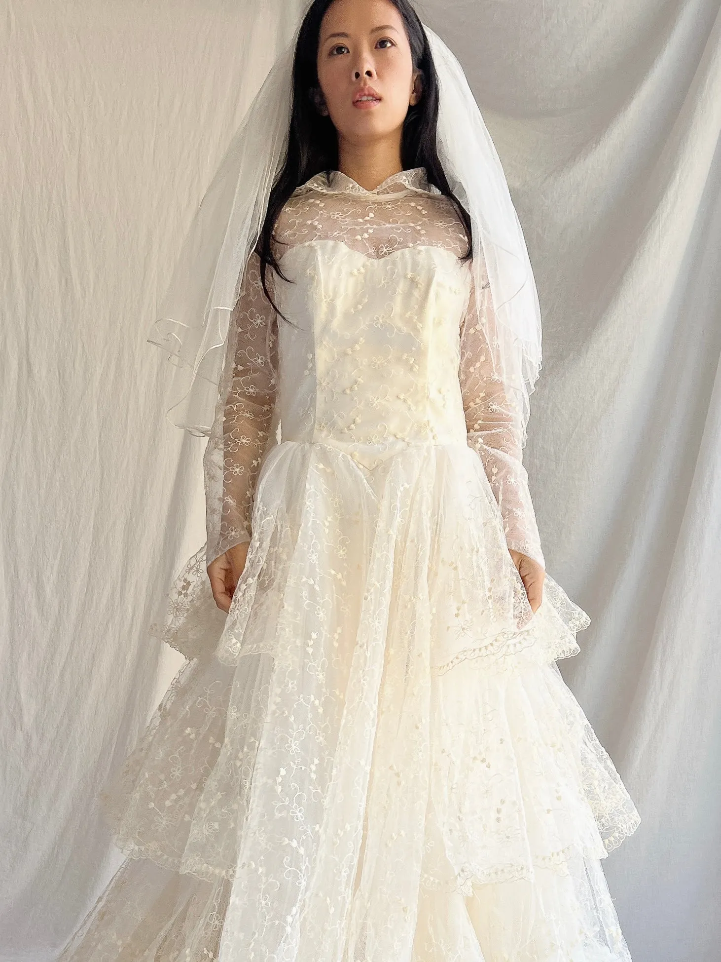 1980s Porcelain Ivory Double Layered Waist Length Tulle Veil