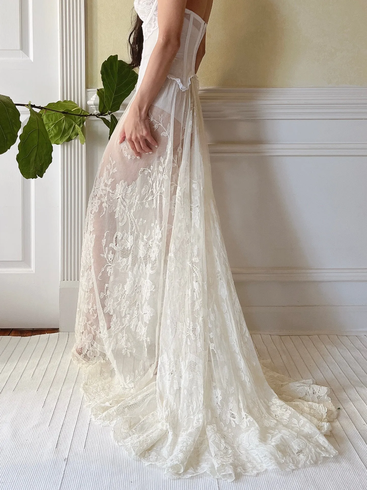 Antique Alecon Silk Lace Skirt - S