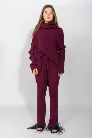 BURGUNDY KNITTED TROUSERS