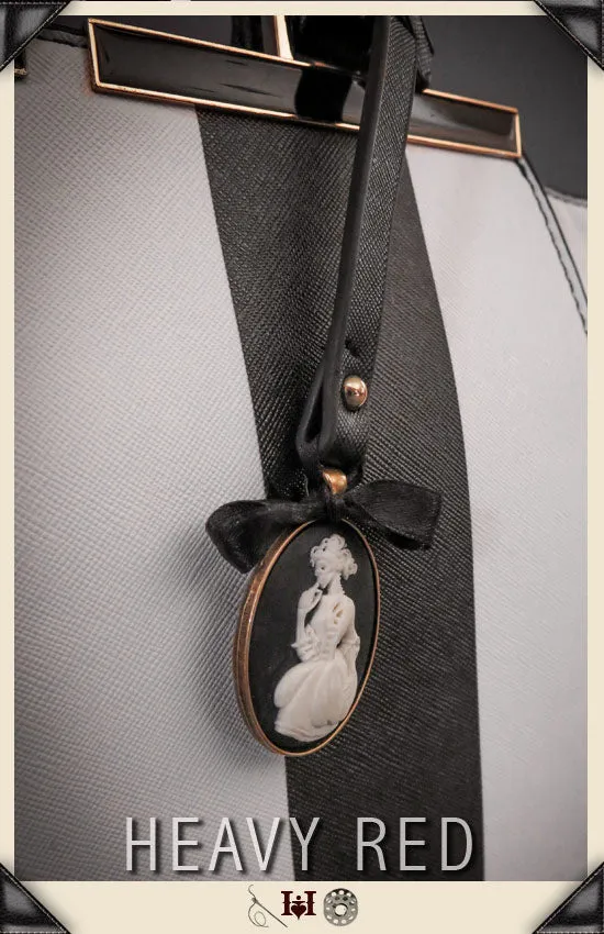 Hue & Ash Deadly Victorian Purse