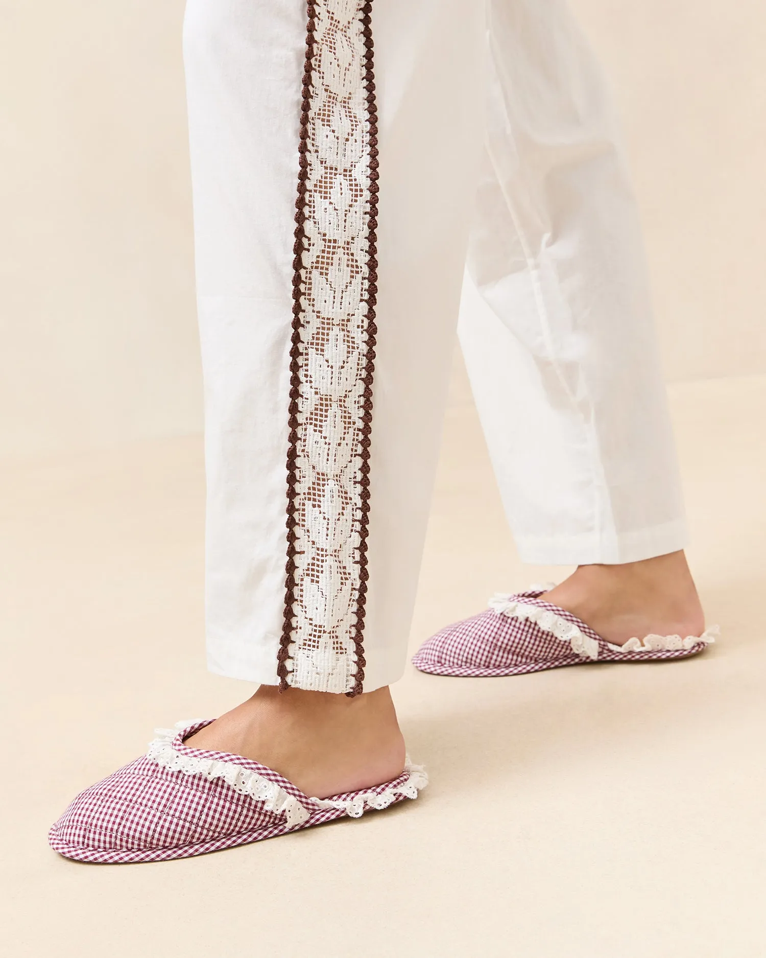 Marky Cream/Maroon Gingham Slipper