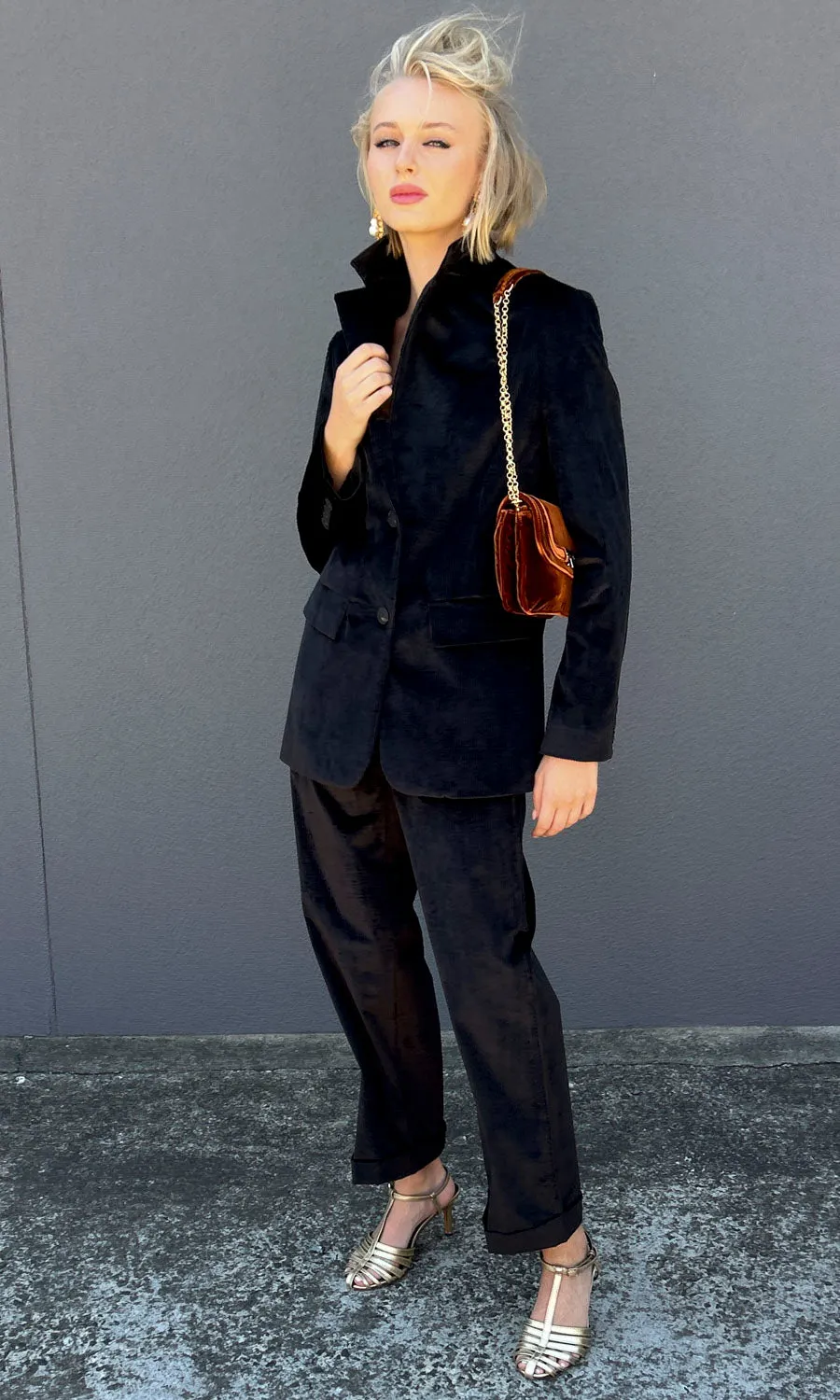Momoni Patrice Danto velvet cord trouser - Black