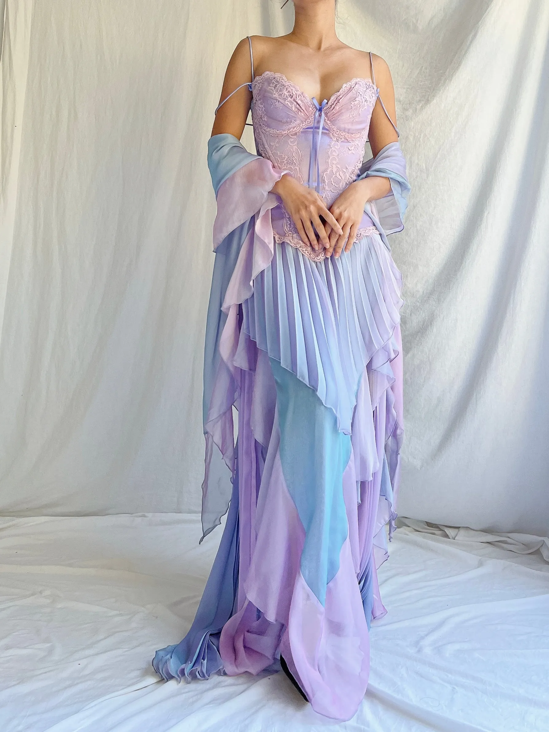 Vintage Catwalk Collection Lavender Pleated 2-Piece Set - One Size
