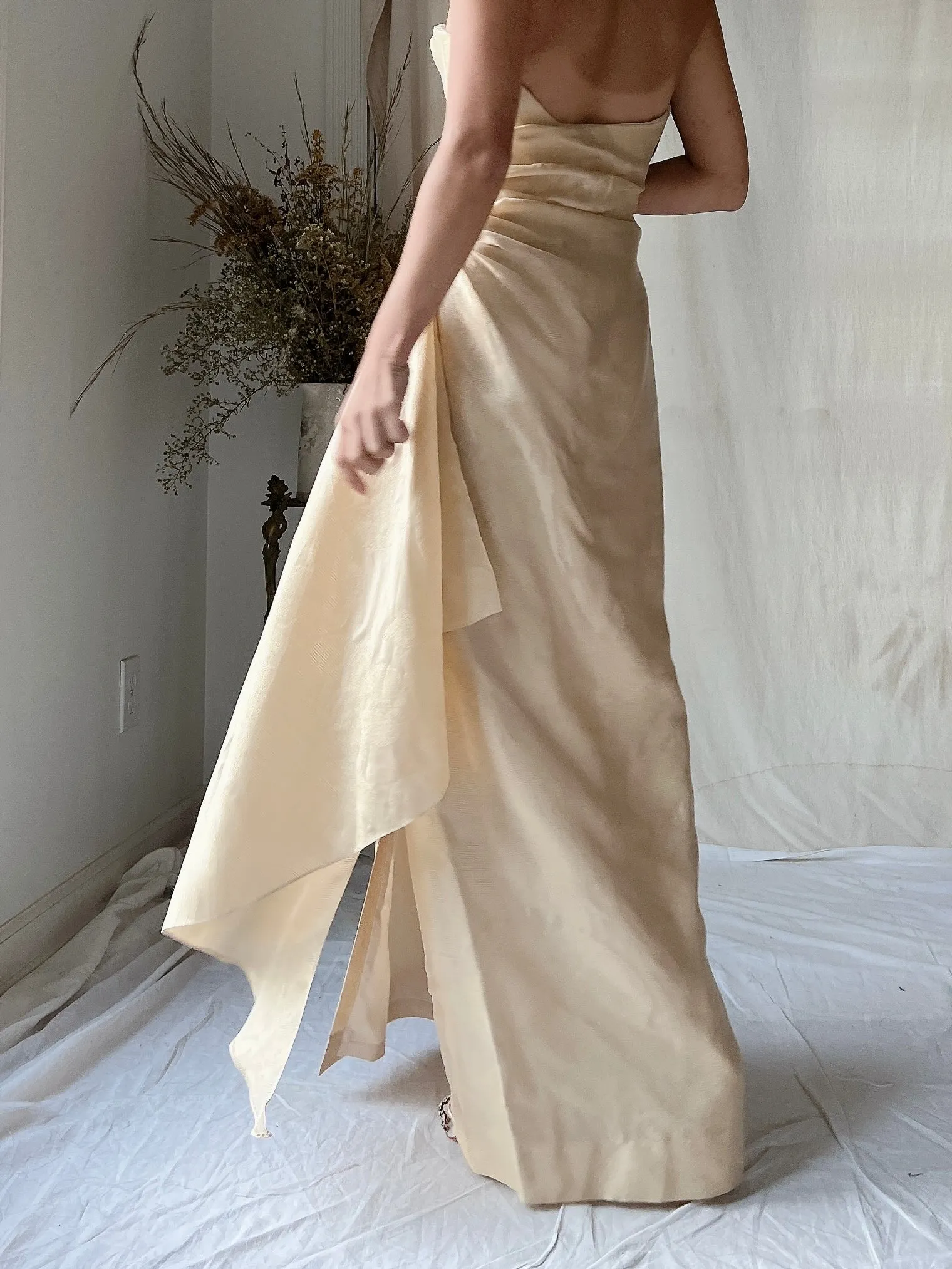 Vintage Eggshell Dupioni Silk Dress - S/4