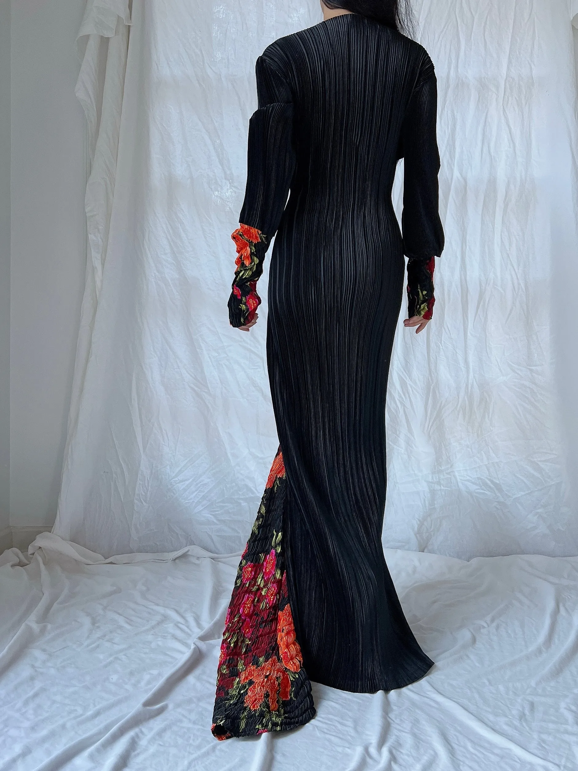 Vintage Mashiah Pleated Gown - M/L