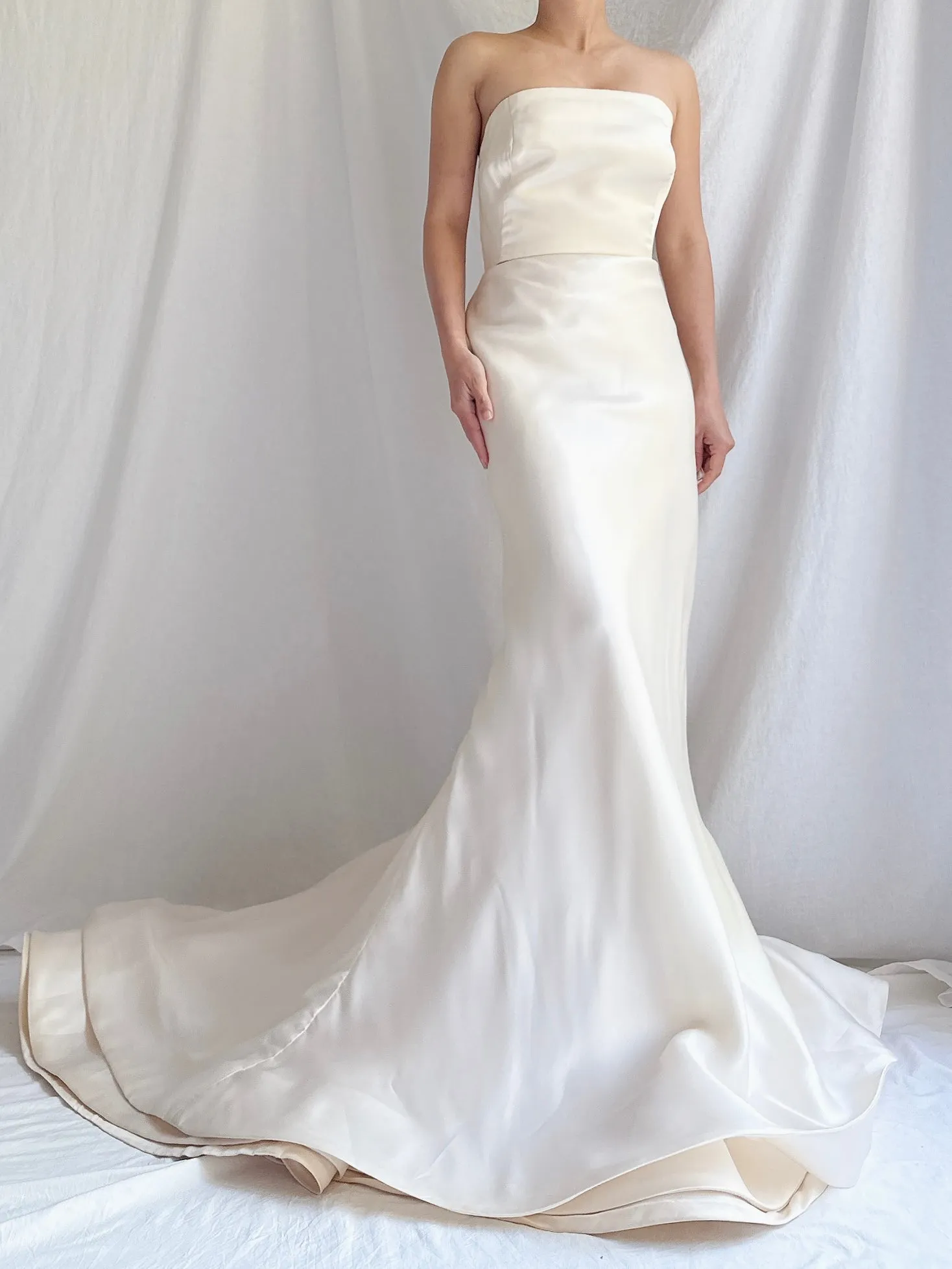 Vintage Vera Wang Silk Satin Gown - XS/S