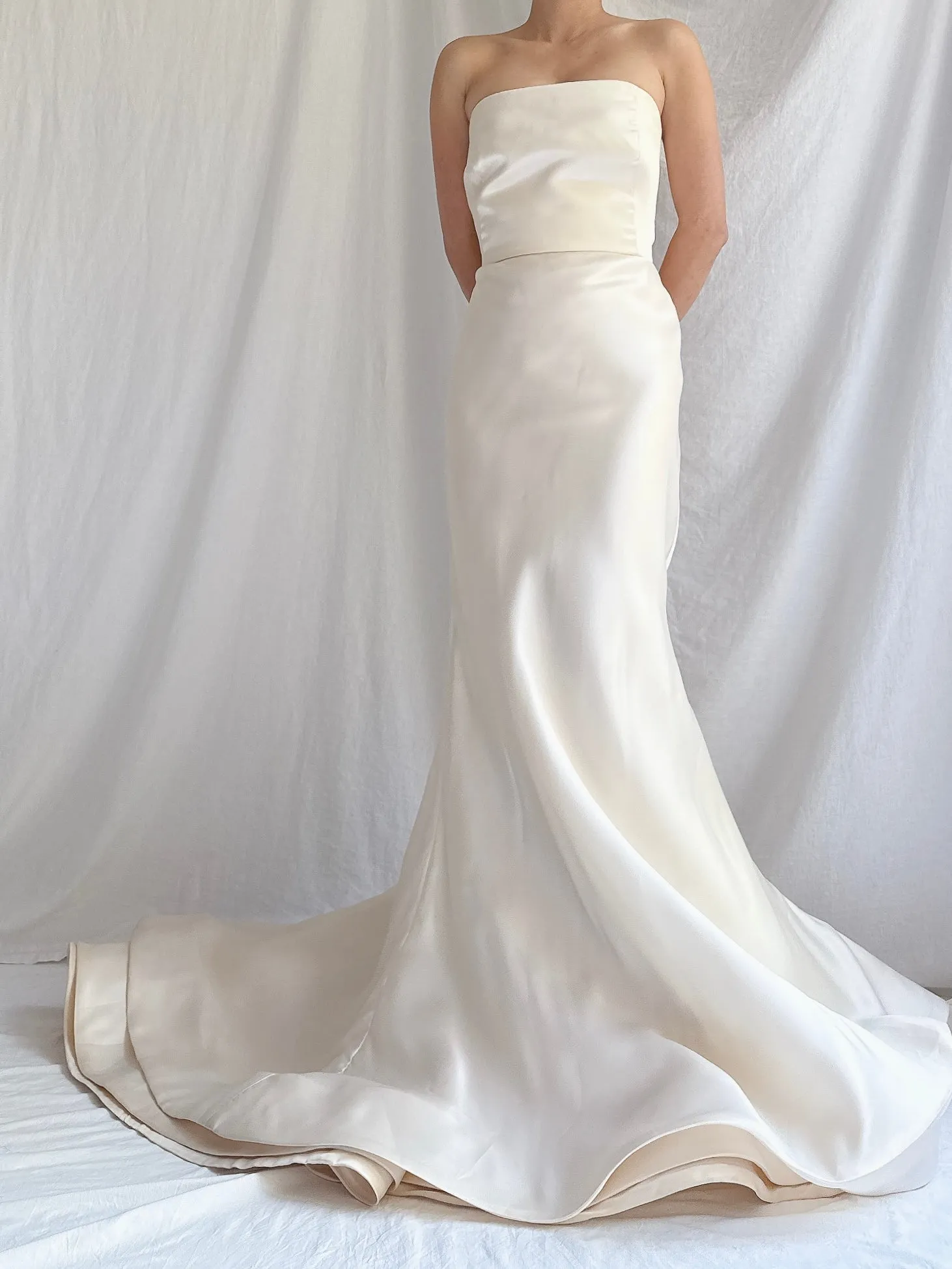 Vintage Vera Wang Silk Satin Gown - XS/S