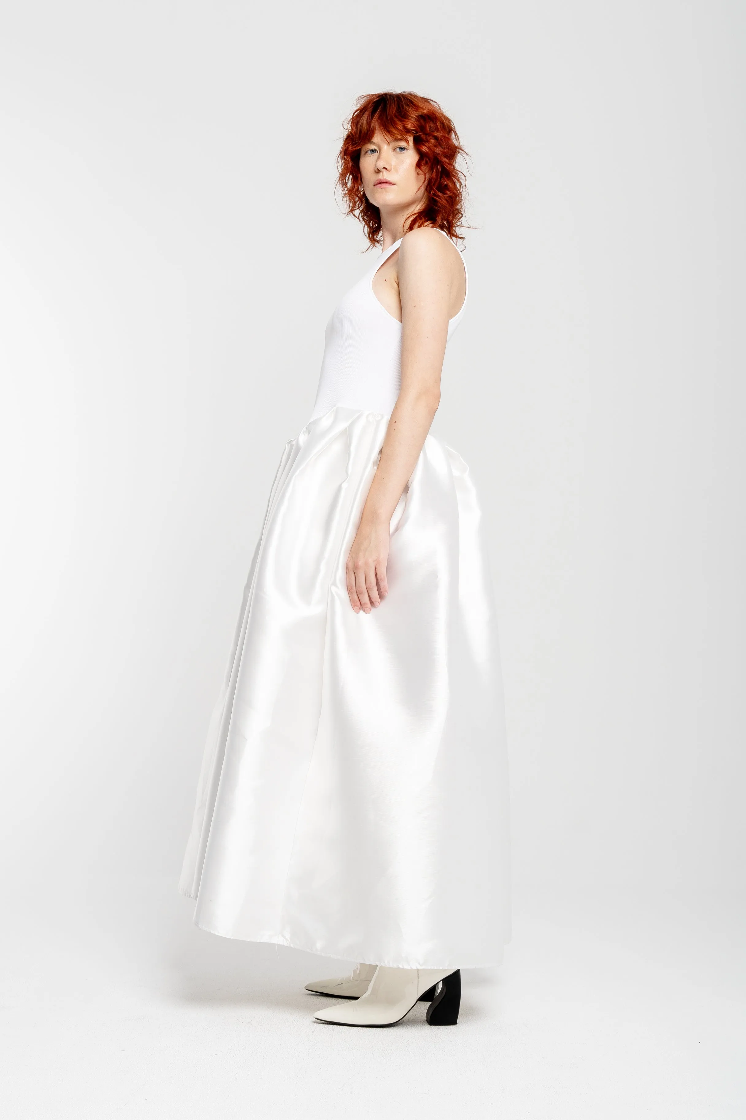 WHITE LONG DRESS WITH FULL SKIRT